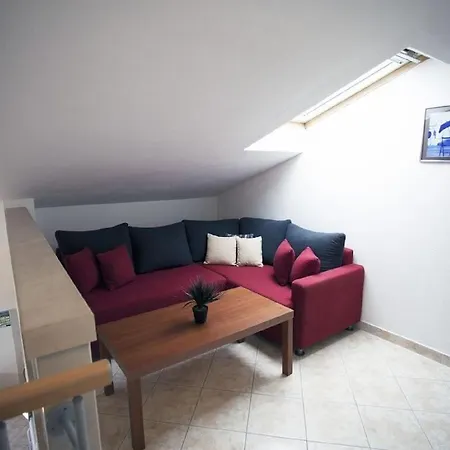 Penthouse Duplex Nina - Seaview 250m To Beach And Restaurants - Free Parking - And Ciovo - 15 Minutes To Airport Apartamento *