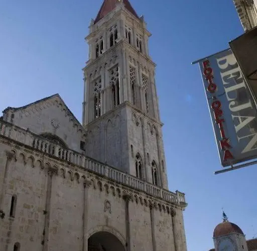 Penthouse Duplex Nina - Seaview 250m To And Restaurants - Free Parking - And Ciovo - 15 Minutes To Airport 公寓 *