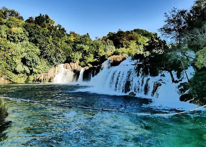 Penthouse Duplex Nina - Seaview 250m To And Restaurants - Free Parking - And Ciovo - 15 Minutes To Airport 特罗吉尔