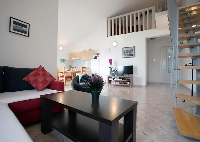 Penthouse Duplex Nina - Seaview 250m To And Restaurants - Free Parking - And Ciovo - 15 Minutes To Airport